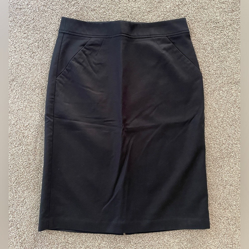 Banana Republic Black Pencil Skirt | Size 8 Tall